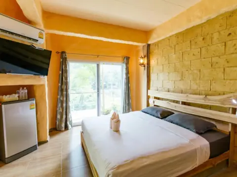 Baandin Chiewlarn Resort - Photo 2