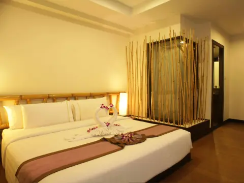 Bamboo House Phuket Hotel - Photo 1