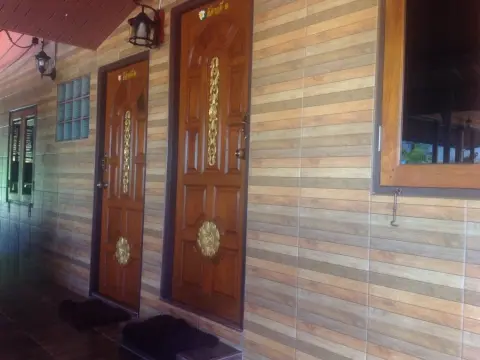 Ban Suan Mee Sakul Resort - Photo 1