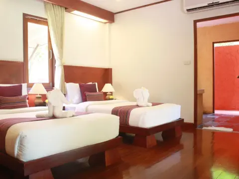 Banburee Resort and Spa - Photo 4