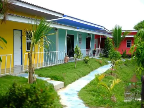 Bansaun Lung Rin Kanchanaburi - Photo 1