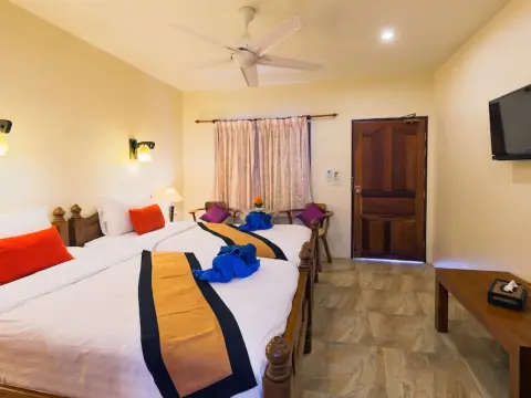 Batic House By Sharaya Hotel - Photo 3