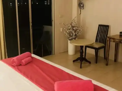 bistrothelene - Photo 1