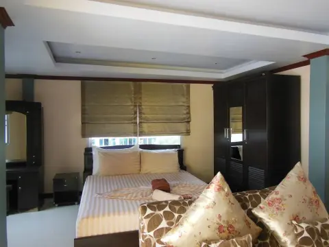 Boomerang Guesthouse - Photo 3