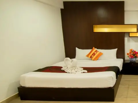 Boss Suites Pattaya - Photo 4