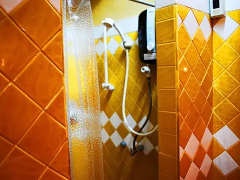 Brickhouse Hostel - Photo 4