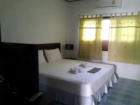 Buathong Resort - Photo 4