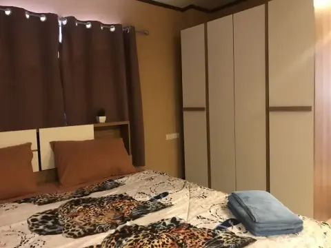 Burnout Guesthouse - Photo 1