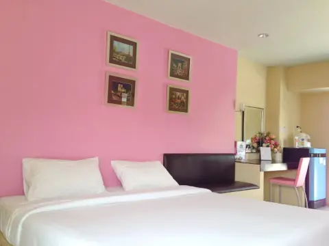 C2 Residence Boutique Hotel - Photo 2