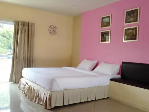 C2 Residence Boutique Hotel - Photo 4