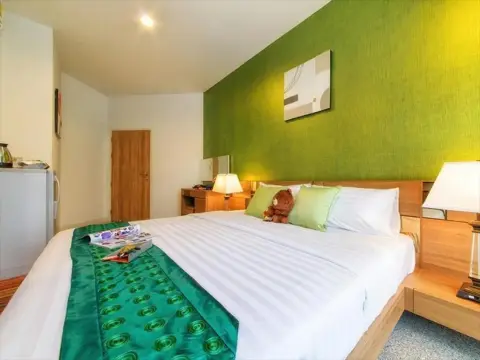 Capital O OYO 737 Beyond Suite Rama8 - Photo 3