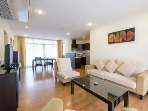 Chadvara Residence - Photo 2