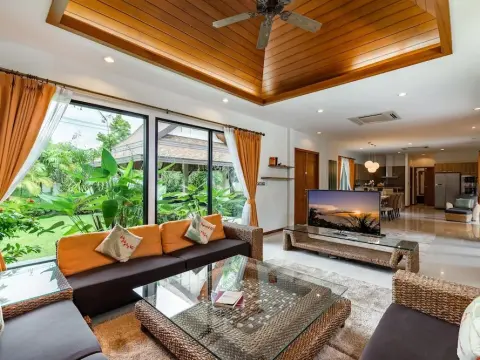 Champagne Pool Villa - Photo 3