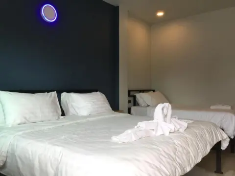 Chan place Hotel - Photo 4