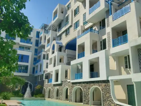 Chelona huahin beachfront condominium - Photo 1