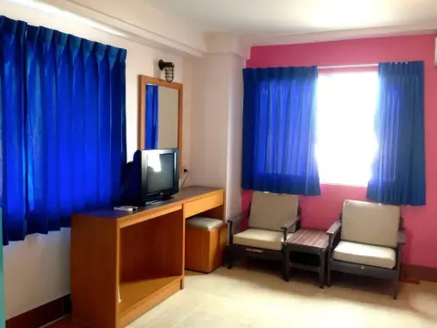 Cherry Hotel - Foto 4