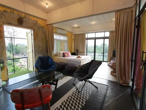 Chic 39 Bed Bar & Bakery - Photo 3