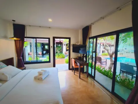 Chidlom Resort - Photo 2