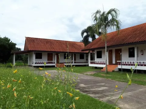 Chinda Resort Hotel - Photo 4