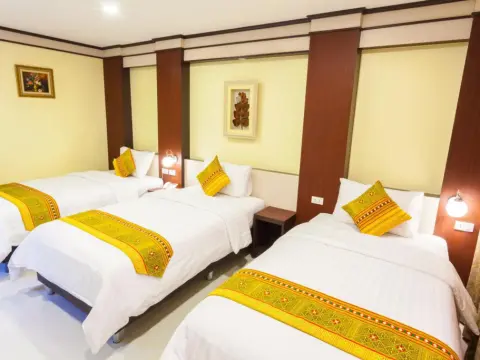 Chokdee Place - Photo 3