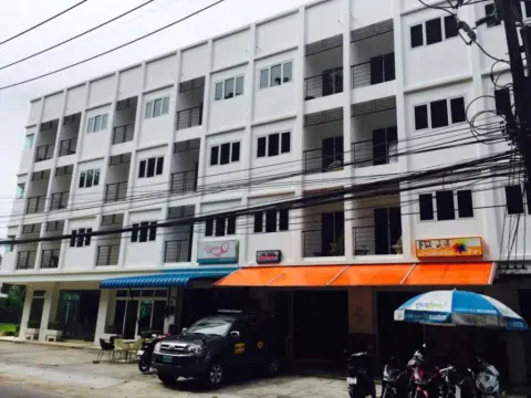 Chollada Inn Kamala - Photo 1
