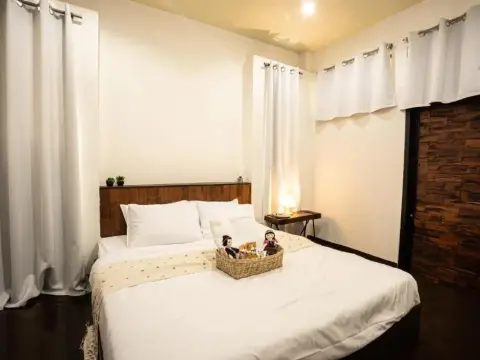 Croissant hotel and cafe - Photo 4