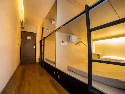 Cubic Bed Pratunam - Hostel - Photo 4