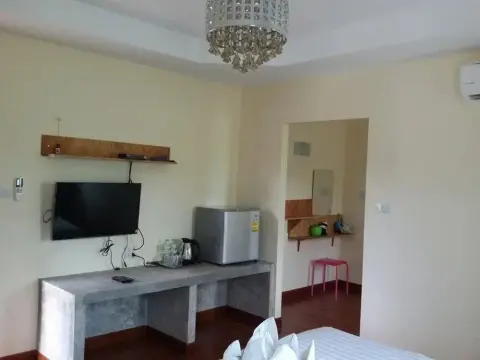 Dandelion Resort - Photo 2