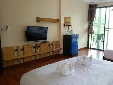 Dandelion Resort - Photo 3