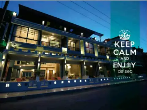 De Sea Almond Hotel Chumphon - Photo 1