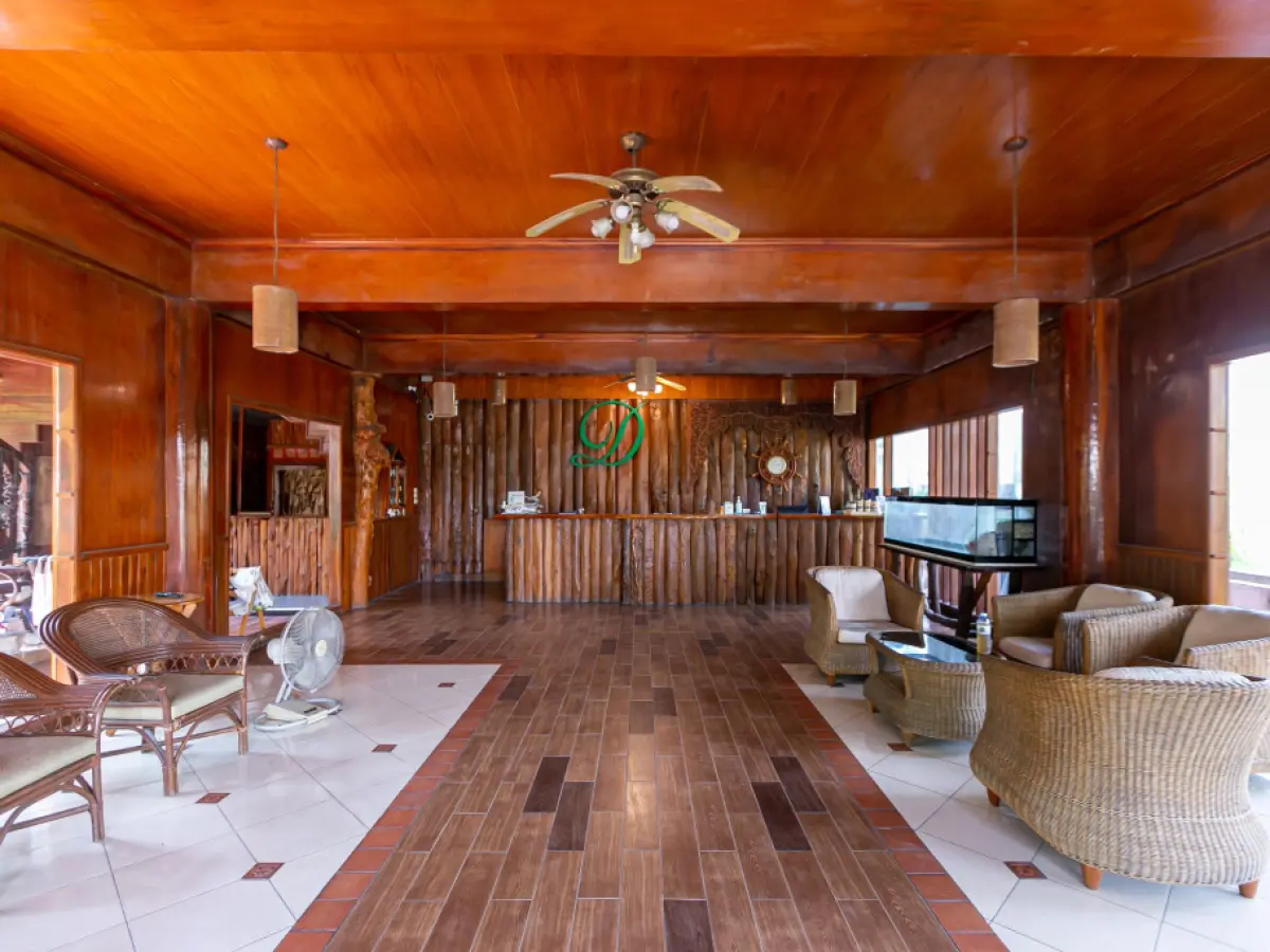 Deeden Pattaya Resort