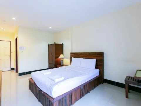 Deeden Pattaya Resort - Photo 4