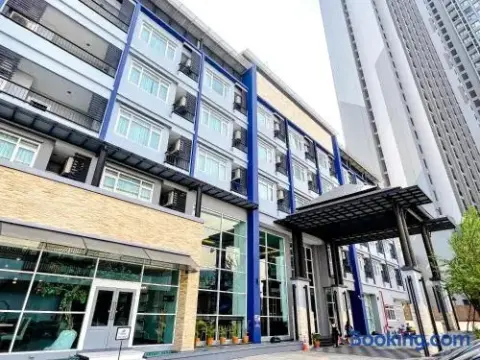 Demeter Residences Suites - Photo 1