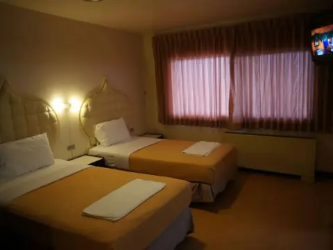 Eastern Hotel Chanthaburi - Photo 3