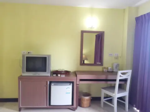 Eastiny Residence Hotel - Photo 4