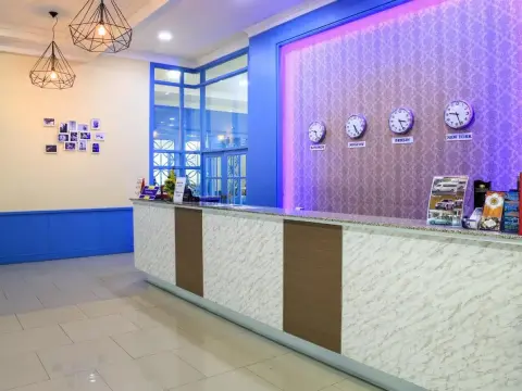 Eastiny Residence Hotel - Photo 2