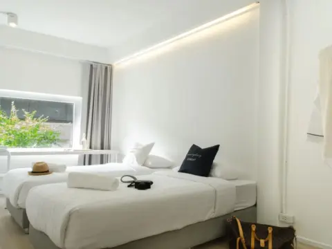 Everyday Sunday Social Hostel - Photo 3