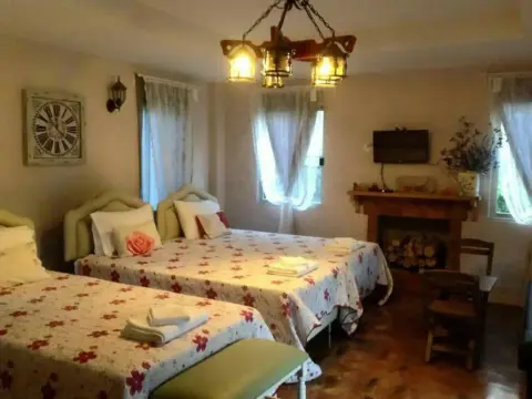 Flora Hill Resort - Photo 4