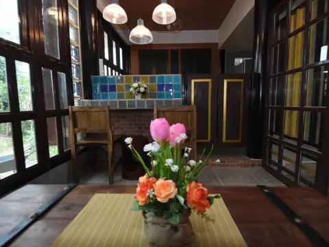 Flow Yoga CNX House - Photo 2