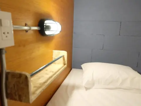 Fun Wahn Hostel Chiang Mai - Foto 3