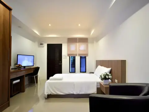 Gasser Park Apartments - Photo 4