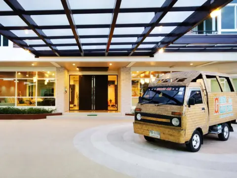 Glory Place - Photo 1
