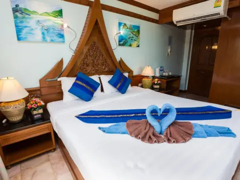 Grand Blue Hotel - Foto 2