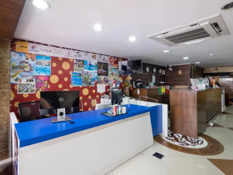 Grand Lucky Hotel - Photo 1