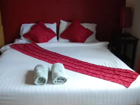 Green Leaf Guest House - Photo 2