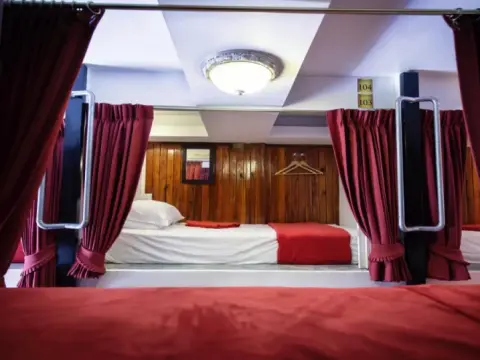 Haad Rin Beach Luxury Hostel - Photo 4