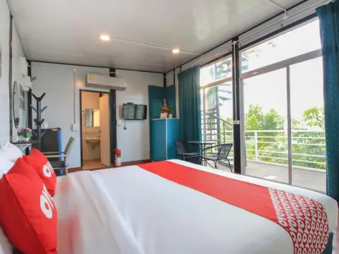 Happy Mountain Airport Resort - Photo 2