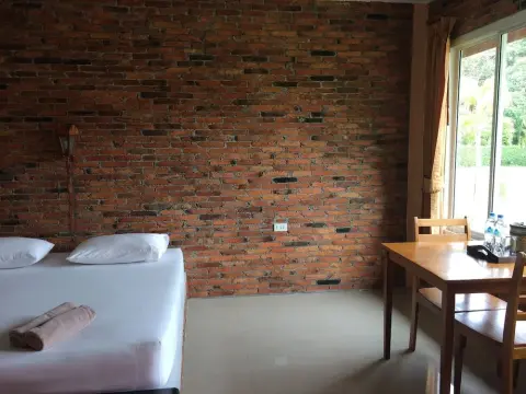 I-In Resort - Photo 4