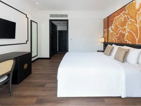 Indochina Hotel - Photo 4