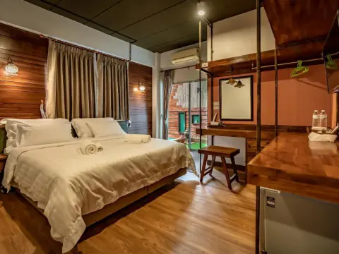 Ing Mon House - Photo 4